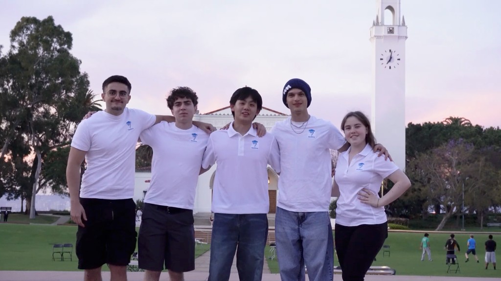 UniMate student mentors together on campus